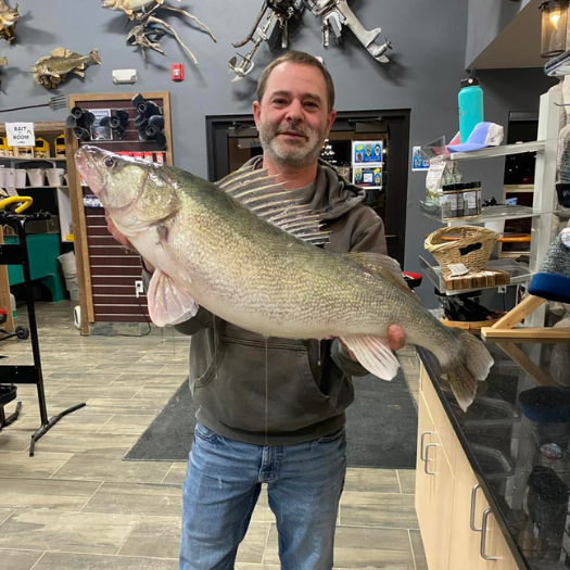 North Dakota Walleye Fishing Guides