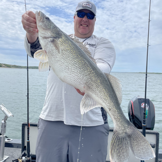 South Dakota Fishing (5) South Dakota Walleye Fishing Guides On Lake Oahe, SD
